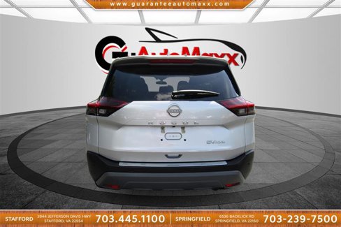 Used 2022 Nissan Rogue SV image 6