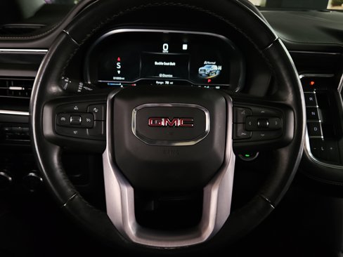 Used 2023 GMC Yukon SLT image 10