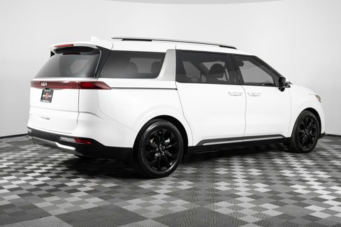 Used 2024 Kia Carnival SX Prestige image 8