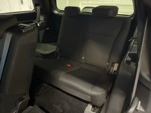 Used 2019 Ford Expedition XLT image 12