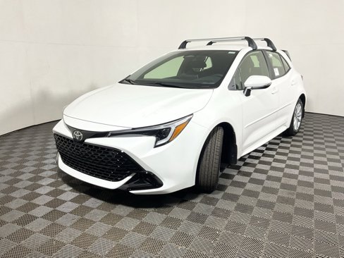 New 2025 Toyota Corolla SE image 8