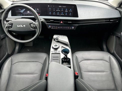 Used 2022 Kia EV6 Wind image 3