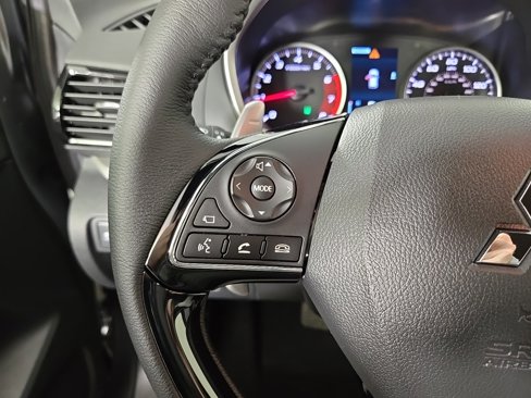 New 2025 Mitsubishi Eclipse Cross SEL image 14