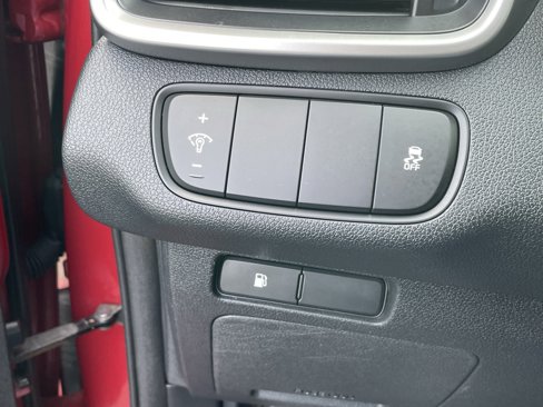 Used 2018 Kia Sorento LX image 14