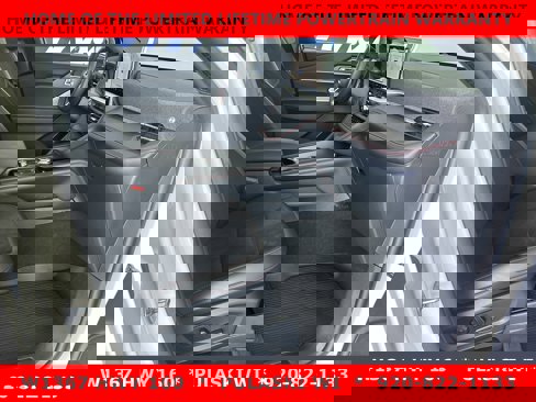 Used 2025 Ford Explorer ST image 4
