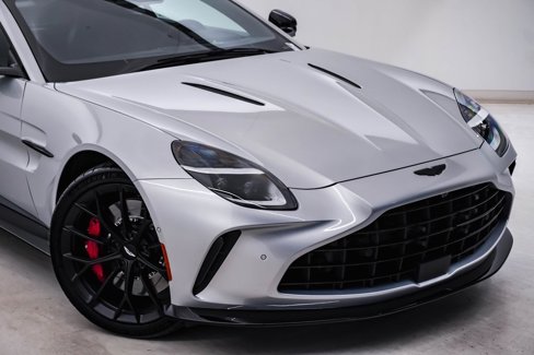 New 2026 Aston Martin V8 Vantage Coupe image 4