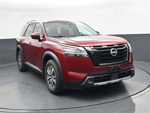 Used 2022 Nissan Pathfinder SL w/ SL Black Package image 2