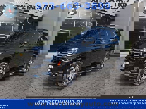 Used 2024 Chevrolet Tahoe LT w/ Luxury Package image 1