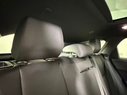New 2026 Land Rover Range Rover Velar Dynamic SE image 33