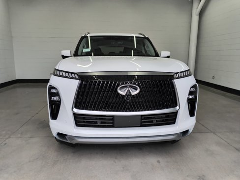 New 2025 INFINITI QX80 Luxe image 8