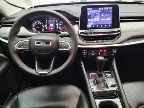 Used 2022 Jeep Compass Latitude w/ Sun and Sound Group image 22