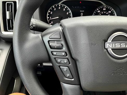 Certified 2025 Nissan Frontier SV image 22