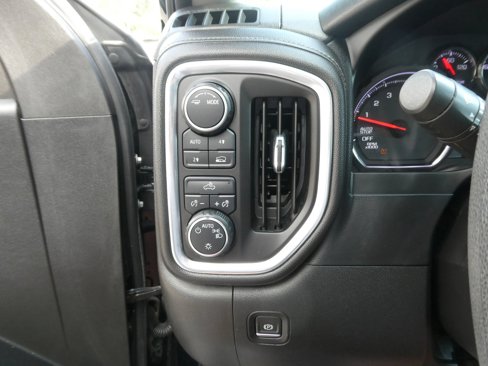 Used 2020 Chevrolet Silverado 1500 LT w/ Trailering Package image 15