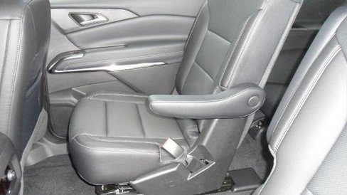 New 2026 Chevrolet Traverse LT w/ Driver Confidence Package image 13