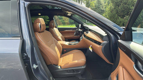 New 2026 INFINITI QX60 Autograph w/ Dark Cargo Package image 10