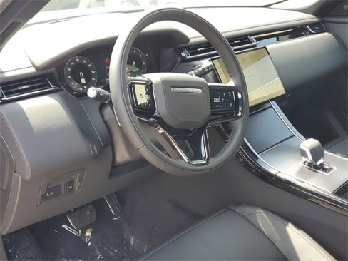 New 2026 Land Rover Range Rover Velar Dynamic SE image 26