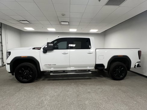 Used 2024 GMC Sierra 3500 AT4 w/ AT4 Preferred Package image 7