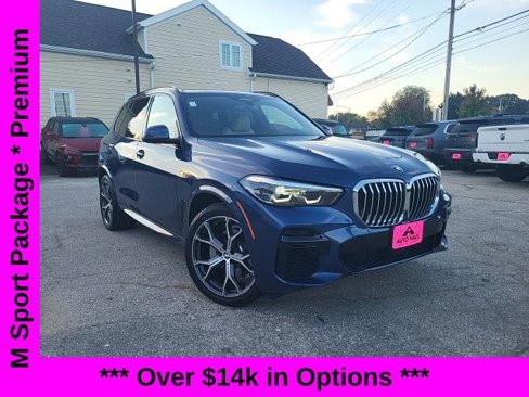 Used 2022 BMW X5 xDrive40i w/ M Sport Package image 1
