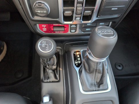 New 2025 Jeep Wrangler Unlimited Rubicon 392 image 19