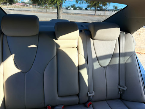 Used 2011 Toyota Camry LE image 18