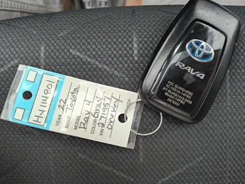 Used 2022 Toyota RAV4 XLE image 23