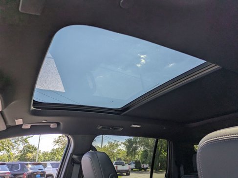 New 2026 Chevrolet Traverse High Country w/ LPO, Floor Liner Package image 17