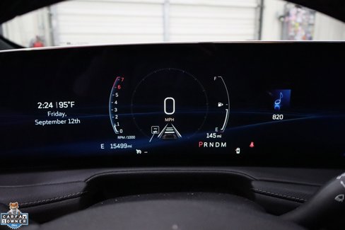 Used 2025 Cadillac XT4 Premium Luxury image 16