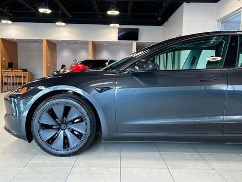 Used 2024 Tesla Model 3 Long Range image 8