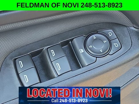 Used 2022 Chevrolet Equinox RS w/ Infotainment Package image 14