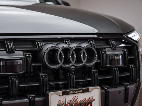 New 2025 Audi Q7 3.0T Prestige image 7