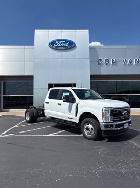 New 2026 Ford F350 XL image 1