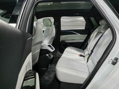 Used 2024 Cadillac Lyriq Luxury w/ LPO, Floor Liner Package image 15