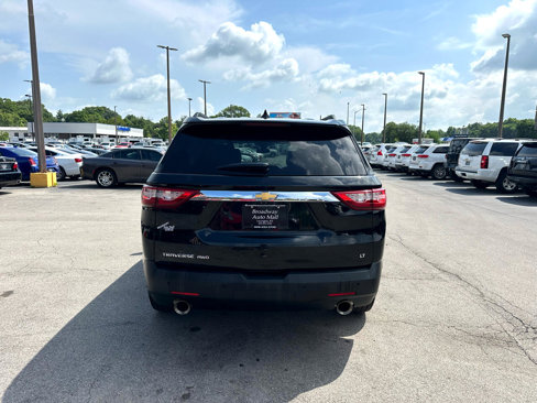 Used 2020 Chevrolet Traverse LT w/ LT Premium Package image 4