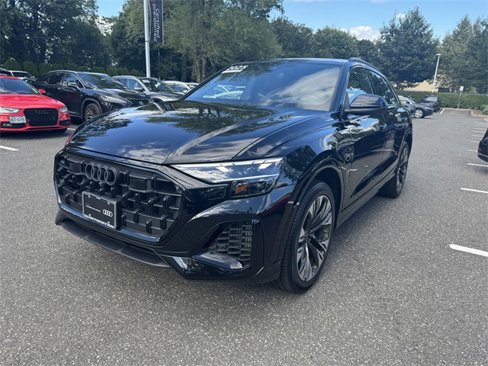 Certified 2025 Audi Q8 Premium Plus image 10