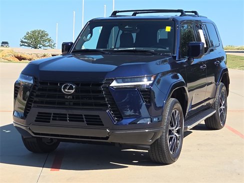 Used 2025 Lexus GX 550 w/ Accessory Package (2T) image 3