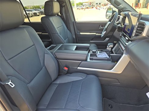 New 2025 Toyota Sequoia Platinum image 11