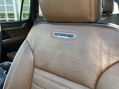 New 2026 GMC Acadia Denali Ultimate w/ LPO, Floor Liner Package image 30