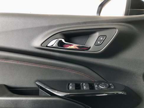 New 2026 Chevrolet Trax RS w/ Driver Confidence Package image 7