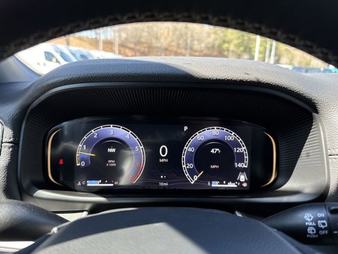 New 2025 Jeep Wagoneer L 4WD w/ Convenience Group I image 15