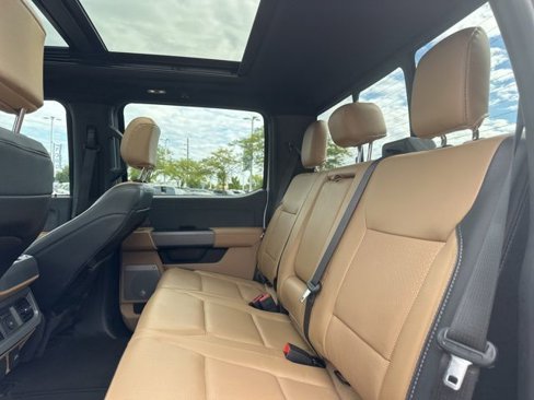 Certified 2024 Ford F250 Lariat w/ Chrome Package image 19
