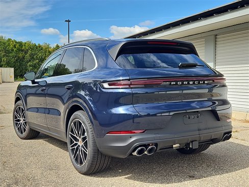 New 2026 Porsche Cayenne image 3