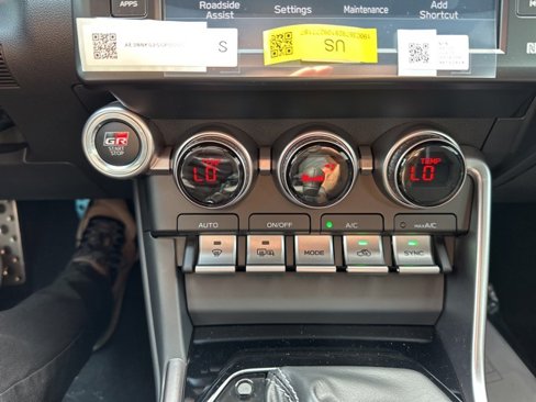 New 2025 Toyota GR86 Premium image 13