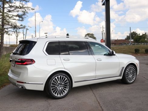 New 2026 BMW X7 xDrive40i w/ Executive Package image 38