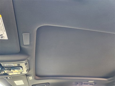 New 2026 GMC Yukon AT4 Ultimate w/ LPO, Floor Liner Package image 20