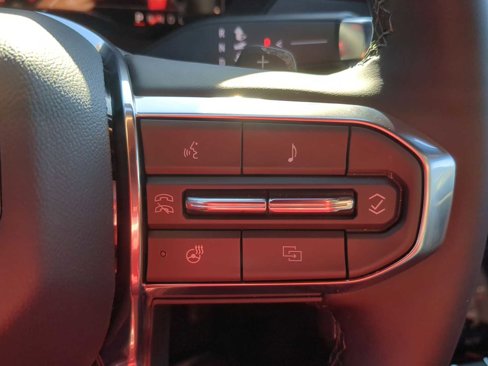 New 2025 GMC Acadia Elevation w/ Elevation Premium Package image 17