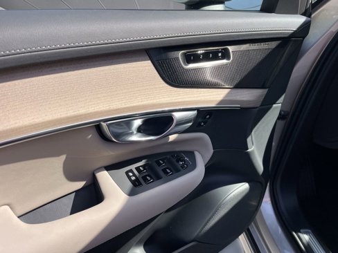 New 2026 Volvo XC90 T8 Plus image 12