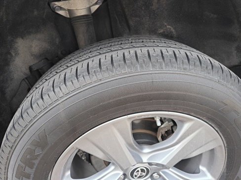 Used 2022 Toyota RAV4 LE image 9