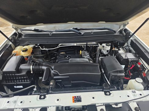 Used 2022 Chevrolet Colorado LT w/ Fleet Safety Package image 16