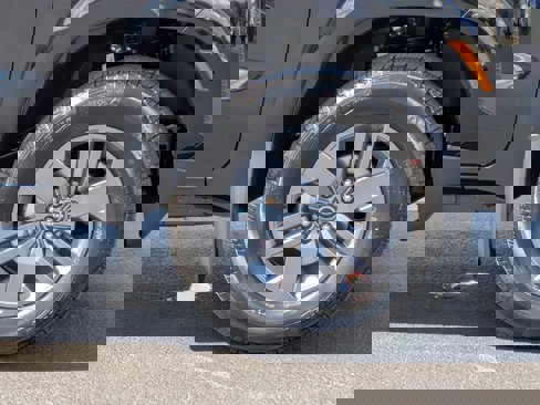 New 2026 Nissan Frontier SV w/ Tow Package image 10