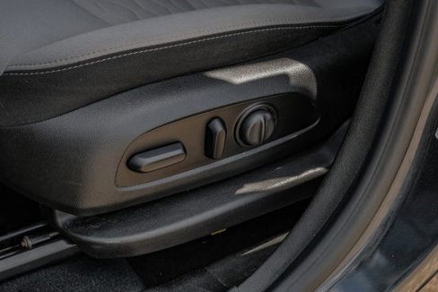 Used 2020 Chevrolet Equinox LT image 37